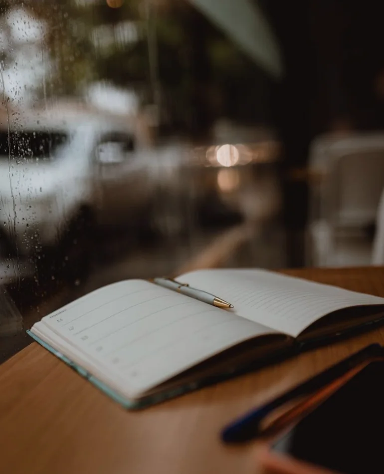 Gedanken zu Sprache, Struktur und ruhigem Auftreten